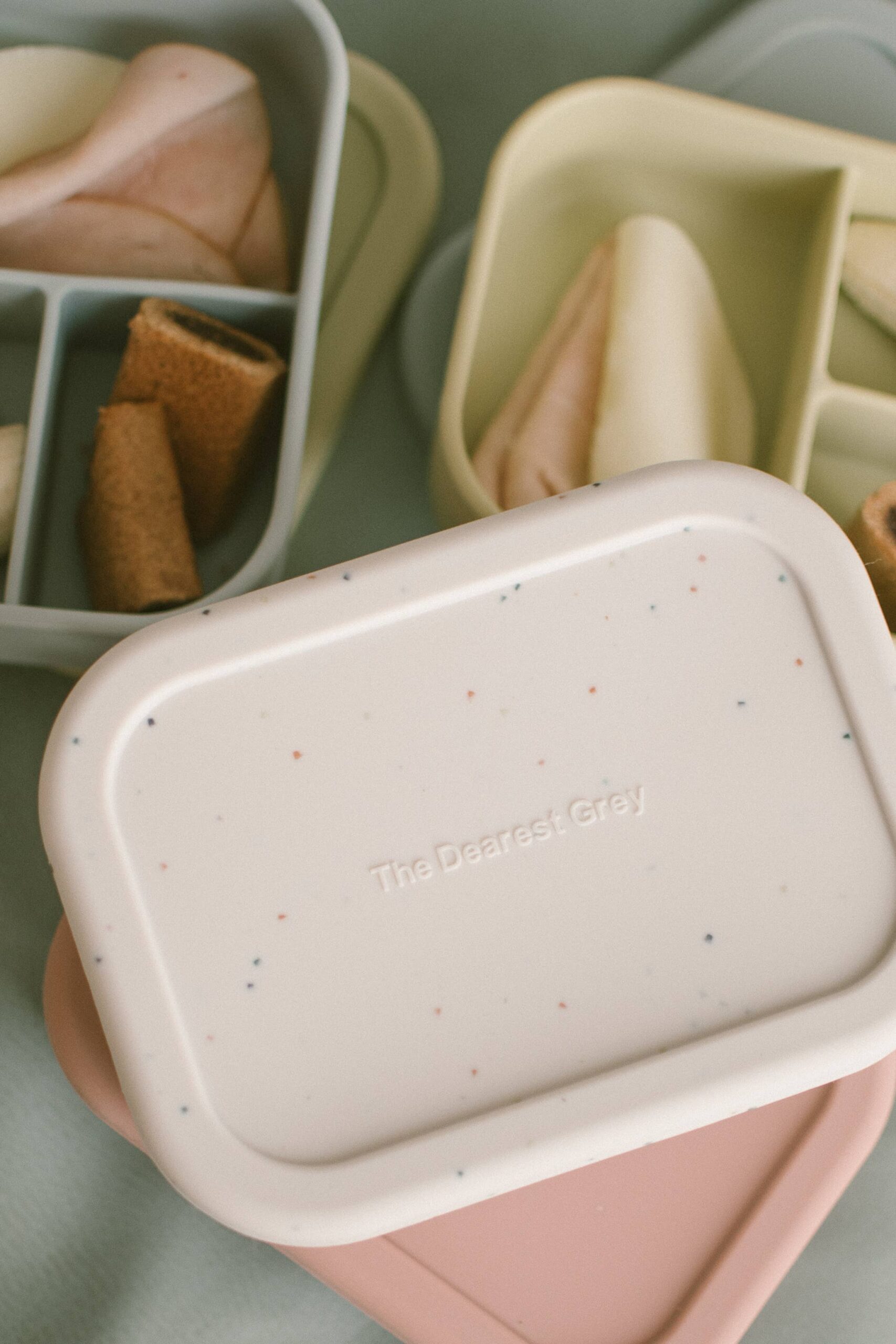 Scatola Bento in silicone - The Dearest Grey - Mellow Yellow - immagine 2